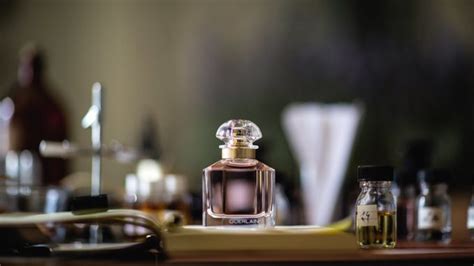 Guide pratique : Comment verifier l'authenticite d'un parfum.